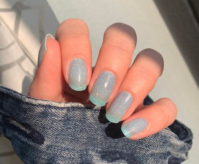 Aqua Princess, semitransparent, 16er-Nagelfolie