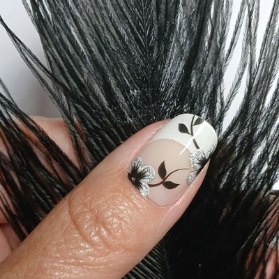 Overlays (durchsichtige Nagelfolien)