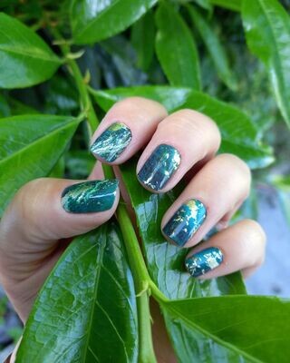 The Emerald Forest, 16er-Nagelfolie Magic Nail Wraps Exklusivdesign The Emerald Forest, 16er-Nagelfolie Magic Nail Wraps Exklusivdesign