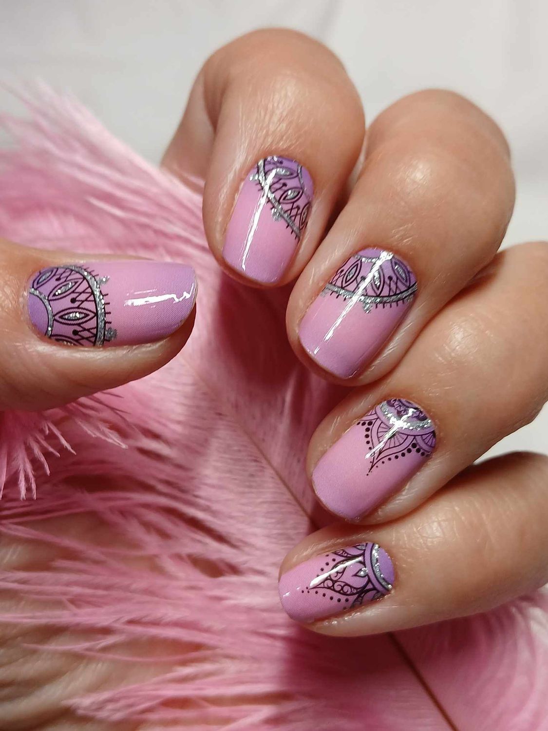 Indira, 16er-Nagelfolie Magic Nail Wraps Exklusivdesign Indira, 16er-Nagelfolie Magic Nail Wraps Exklusivdesign