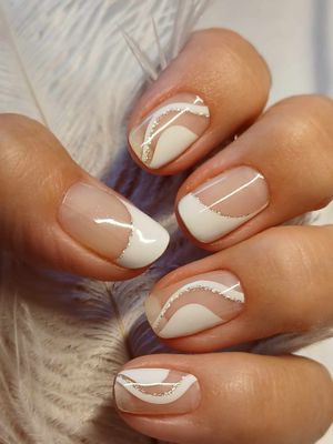 Not French, teilweise transparent, 16er-Nagelfolie Magic Nail Wraps