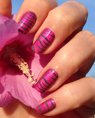 Pink Heart Beast, 16er-Nagelfolie Magic Nail Wraps Exklusivdesign Pink Heart Beast, 16er-Nagelfolie Magic Nail Wraps Exklusivdesign
