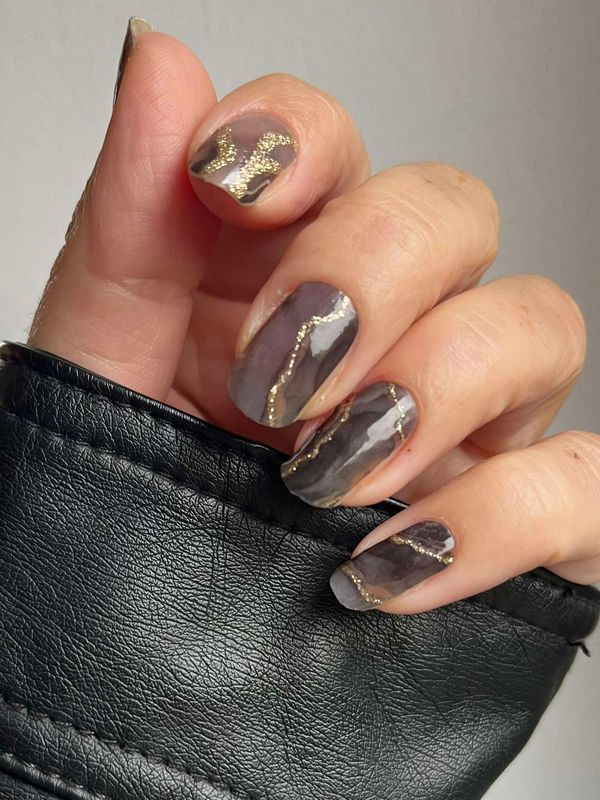 Dark Marble, semitransparent, 16-er Nagelfolie Magic Nail Wraps wieder da!