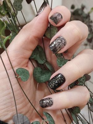 Rhythm of the Night, 16er-Nagelfolie Magic Nail Wraps Exklusivdesign Rhythm of the Night, 16er-Nagelfolie Magic Nail Wraps Exklusivdesign