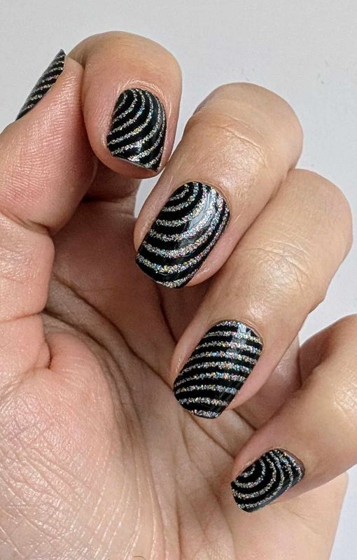 Show me the Paradise, 16er-Nagelfolie Magic Nail Wraps Exklusivdesign Show me the Paradise, 16er-Nagelfolie Magic Nail Wraps Exklusivdesign