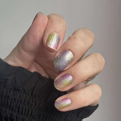 Shimmy Meadow, Pearl-Shimmer Finish, 16-er Nagelfolie Magic Nail Wraps Shimmy Meadow, Pearl-Shimmer Finish, 16-er Nagelfolie Magic Nail Wraps