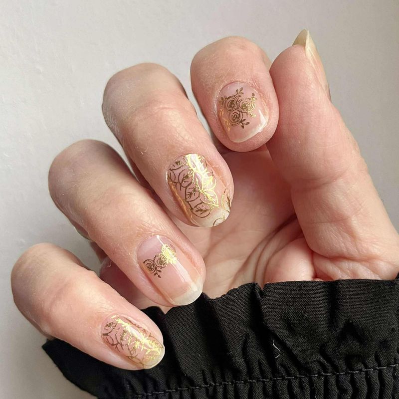 Golden Flowers, Overlay, transparente 16-er Nagelfolie Magic Nail Wraps