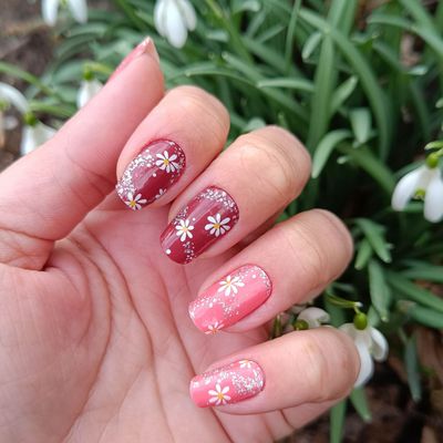 Weil wir Mädchen sind, Overlay, transparente 16er-Nagelfolie Magic Nail Wraps Exklusivdesign