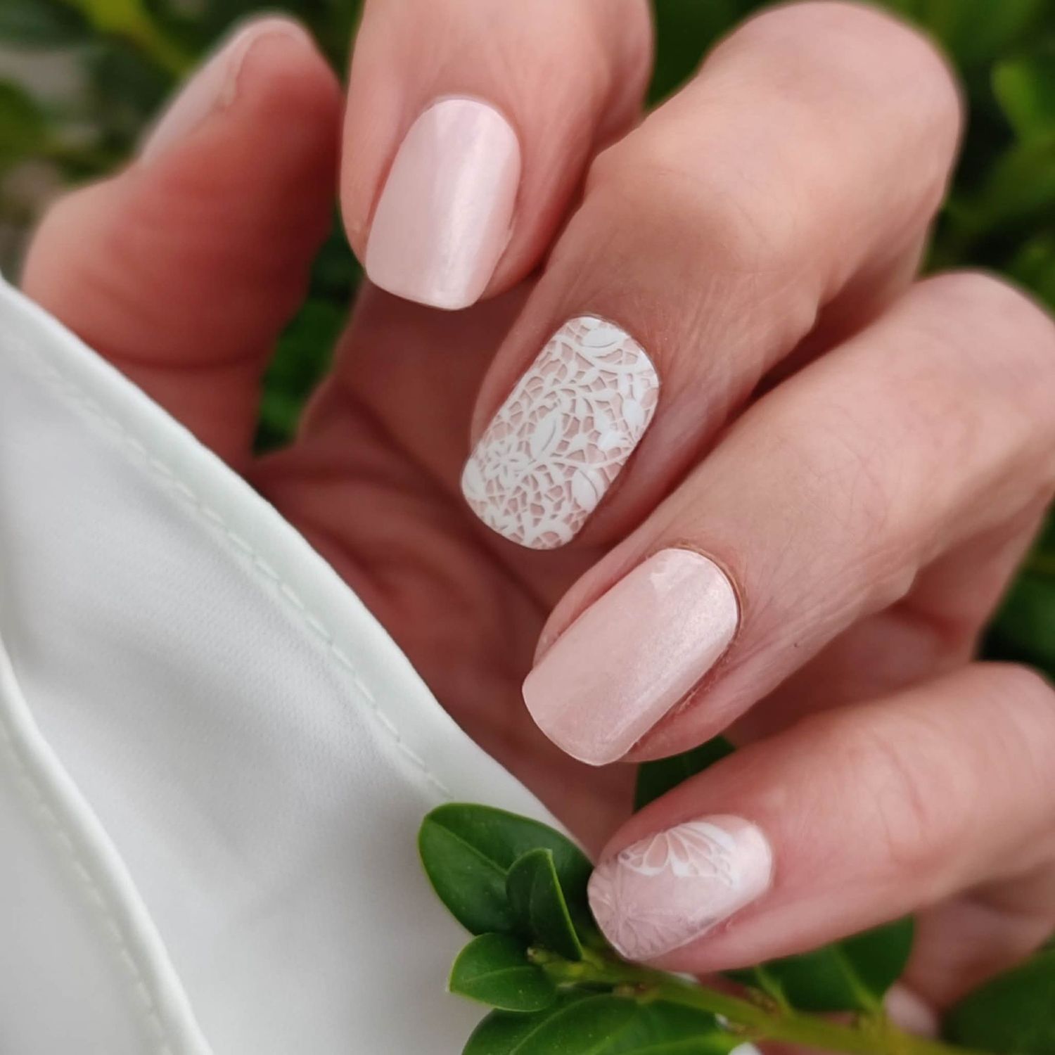 Lace Flowers, Overlay, transparente 16-er Nagelfolie Magic Nail Wraps