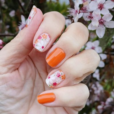 You make me smile, UV-Gel-Folie teilweise auf rosa-semitransp. Base, 20er-Nagelfolie Magic Nail Wraps NG200641 You make me smile, UV-Gel-Folie teilweise auf rosa-semitransp. Base, 20er-Nagelfolie Magic Nail Wraps NG200641