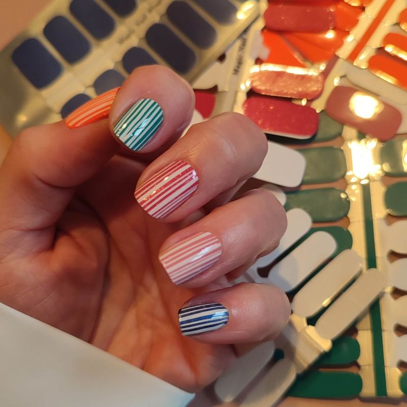 White Stripes, Overlay, transparente 16-er Nagelfolie Magic Nail Wraps