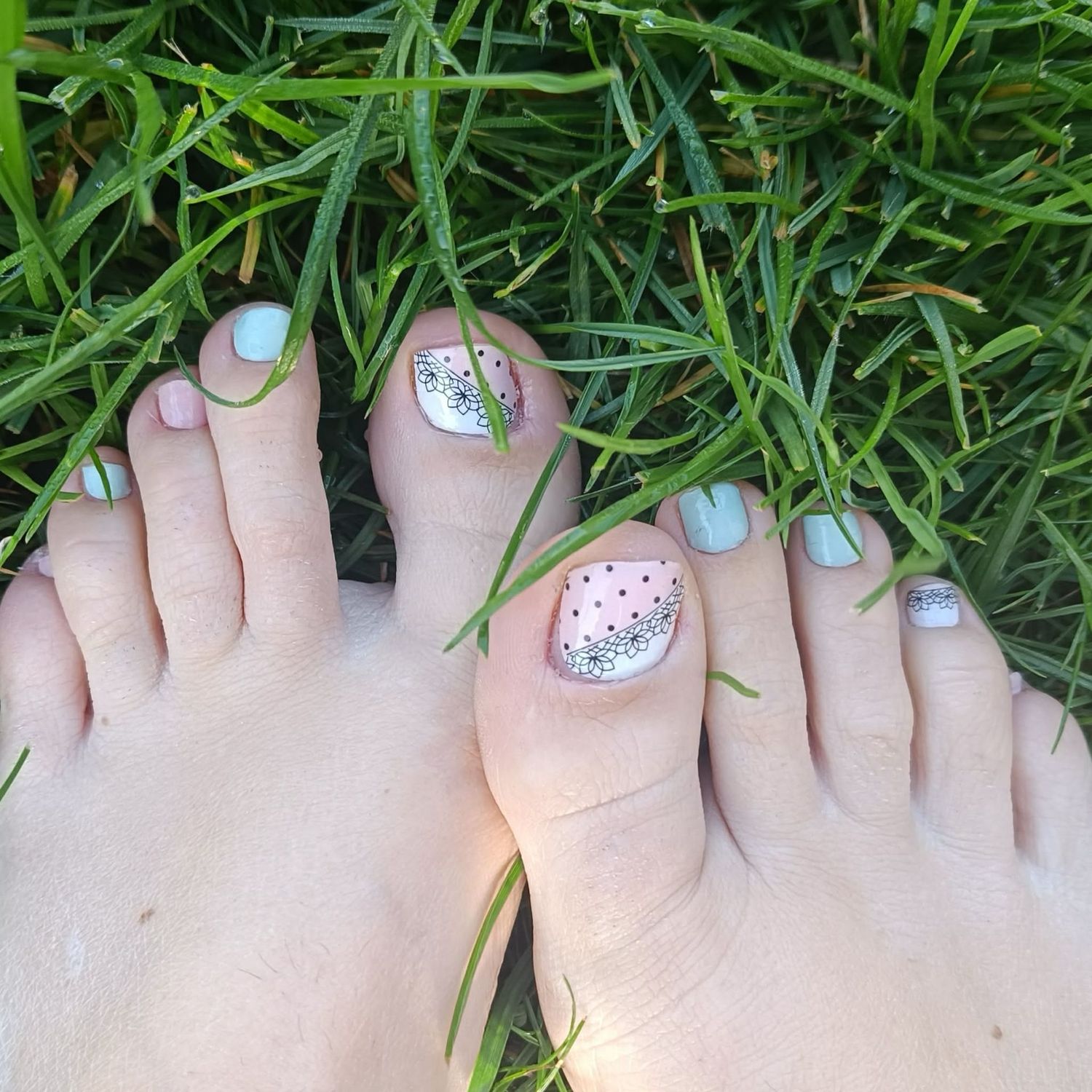 Flower Border, 16er-Fussfolie Magic Nail Wraps