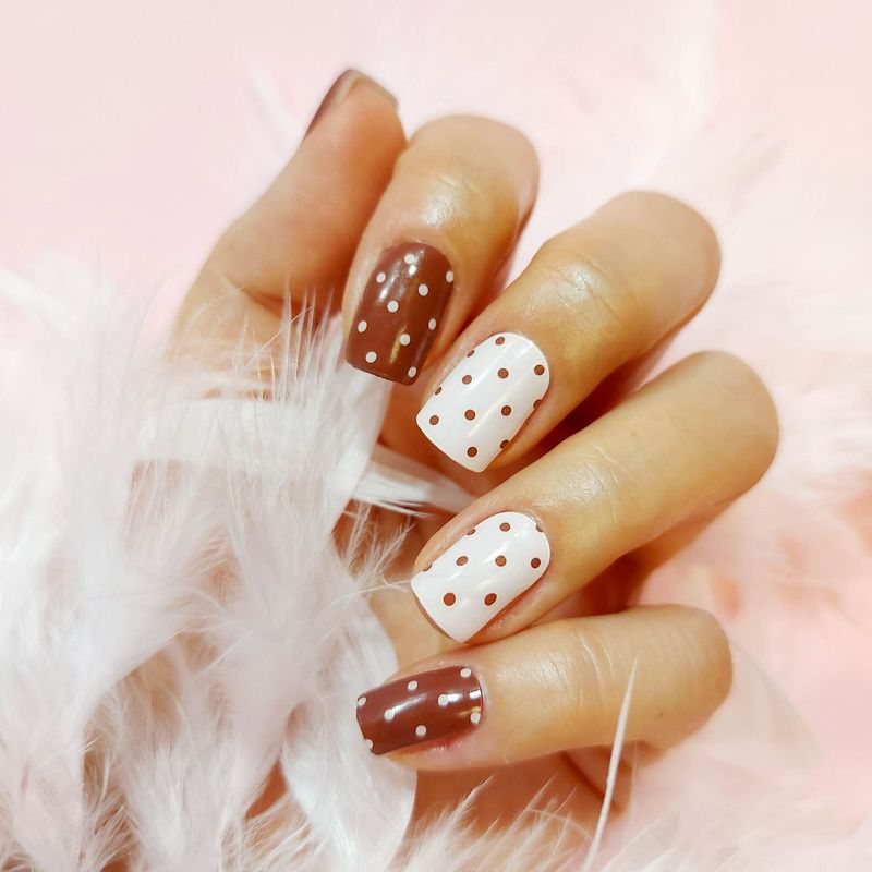 Rockabilly Queen, UV-Gel-Folie, 20er-Nagelfolie Magic Nail Wraps NG200678 Rockabilly Queen, UV-Gel-Folie, 20er-Nagelfolie Magic Nail Wraps NG200678