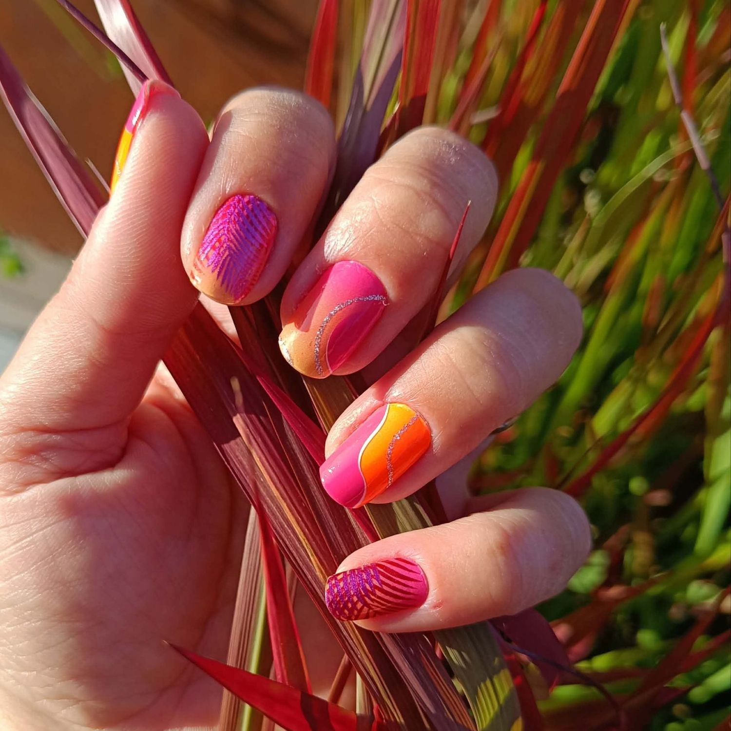Pink Mirage, Overlay, transparente 16-er Nagelfolie Magic Nail Wraps