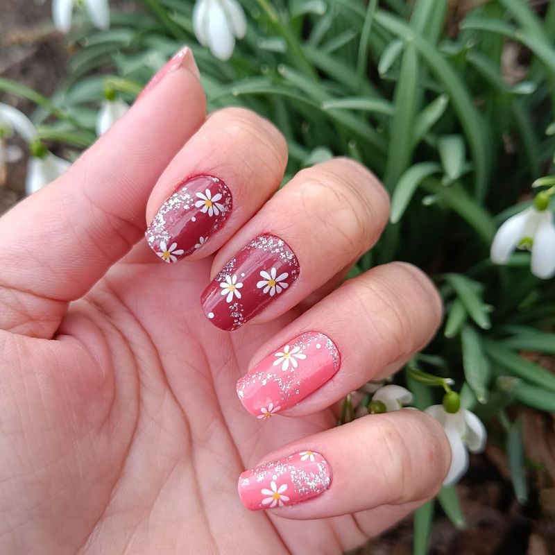 Weil wir Mädchen sind, Overlay, transparente 16er-Nagelfolie Magic Nail Wraps Exklusivdesign Weil wir Mädchen sind, Overlay, transparente 16er-Nagelfolie Magic Nail Wraps Exklusivdesign