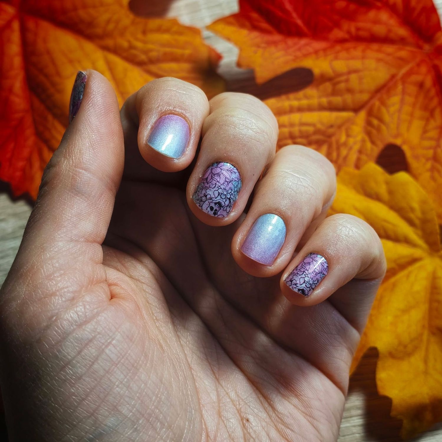 Post mortem pastell, Pearl-Shimmer-Finish, 16-er Nagelfolie Magic Nail Wraps, streng limitiert! Post mortem pastell, Pearl-Shimmer-Finish, 16-er Nagelfolie Magic Nail Wraps, streng limitiert!