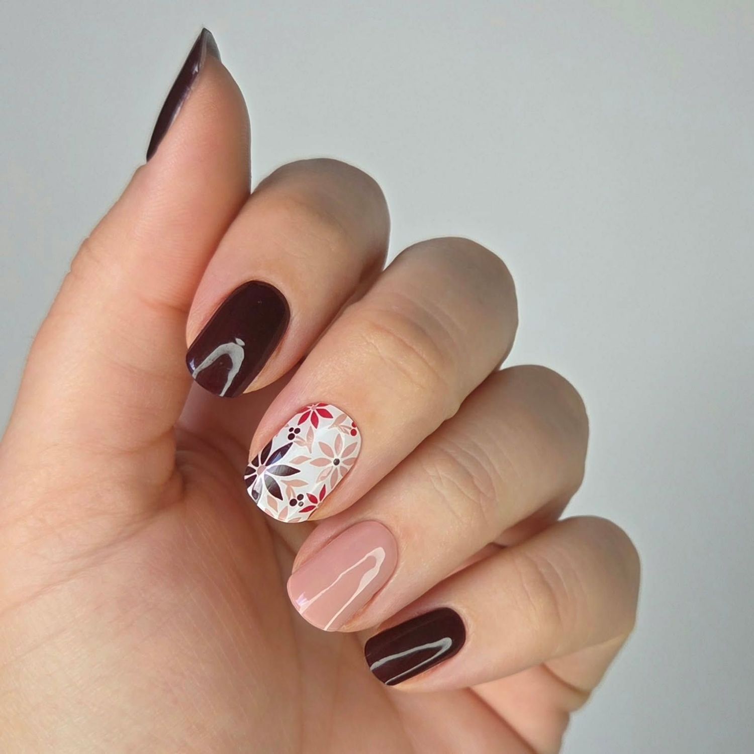 Rouge Romance, UV-Gel-Folie, 20er-Nagelfolie Magic Nail Wraps, NG200657