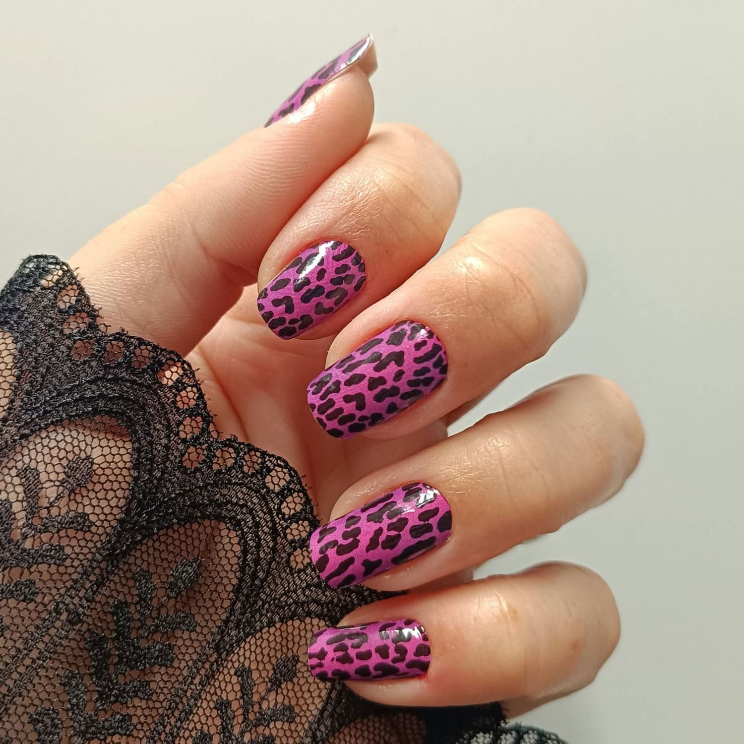 Wild Wiolett, 16-er Nagelfolie Magic Nail Wraps Wild Wiolett, 16-er Nagelfolie Magic Nail Wraps