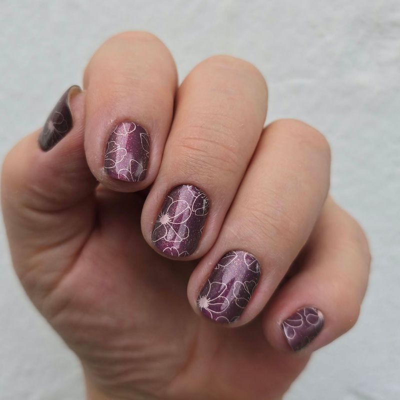 Silent Flowers, Overlay, 16er-Nagelfolie Magic Nail Wraps Exklusivdesign Silent Flowers, Overlay, 16er-Nagelfolie Magic Nail Wraps Exklusivdesign