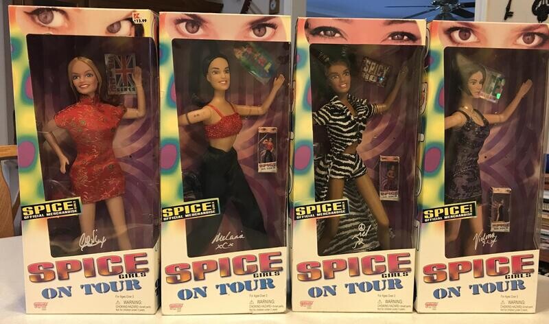 Spice Girls - On Tour - Posh, Scary, Sporty &amp; Ginger 4 MIB dolls by Galoob 1998