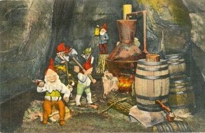 1935 LINEN Postcard: Moonshine Still in Rock City Gardens, Lookout Mountain USED