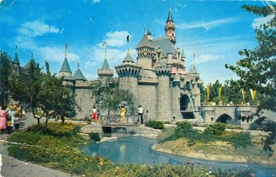 CHROME: Disneyland - D-1 Fantasyland Sleeping Beauty&#39;s Castle - postally used