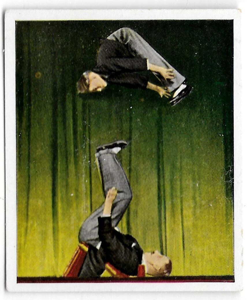 Circus Acrobats - 1935 German Cigarette Card, Variety and Circus #44