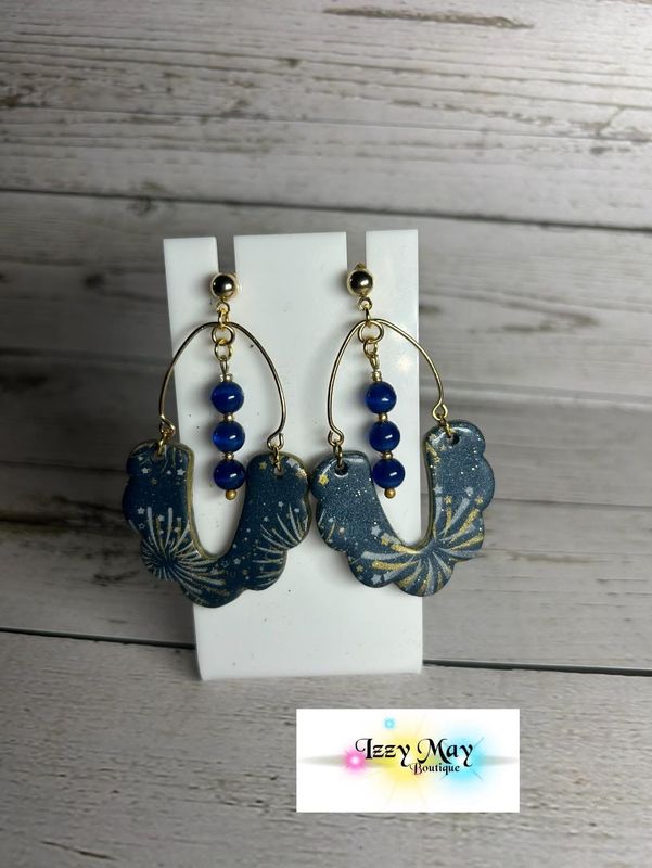 Scalloped Horseshoe Fireworks Earrings