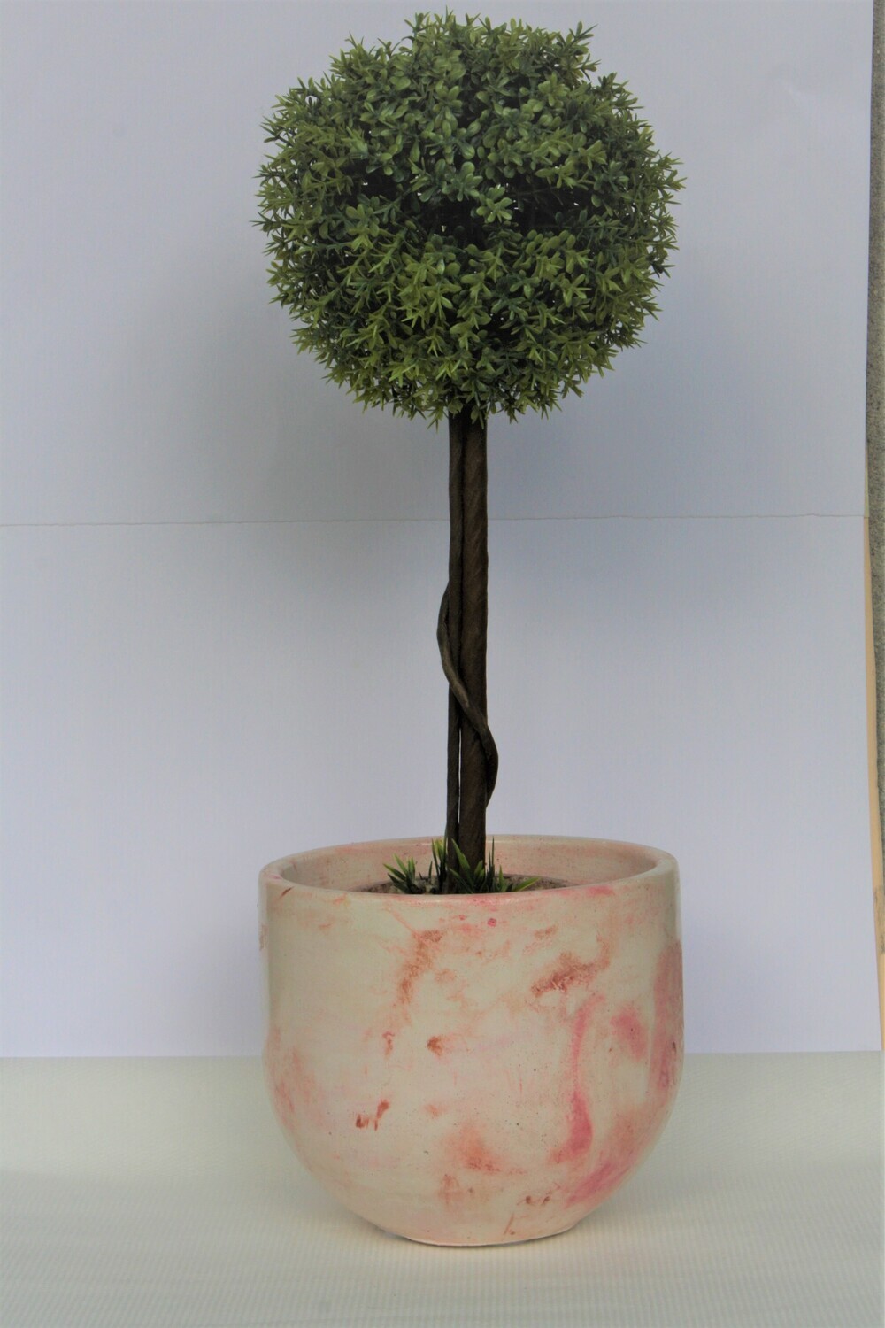 Concrete flower pot