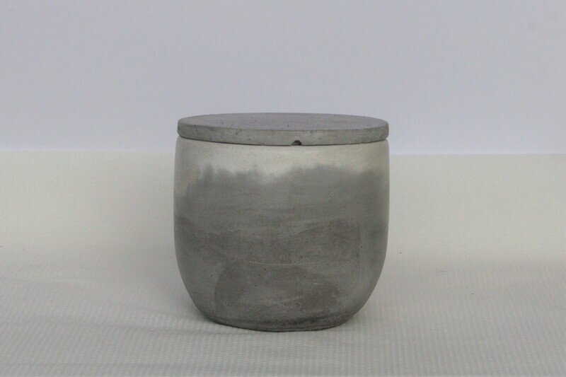 Pots with lids