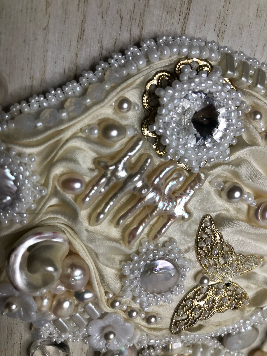 Crystals And Pearls Ivory Shibori Ribbon Necklace