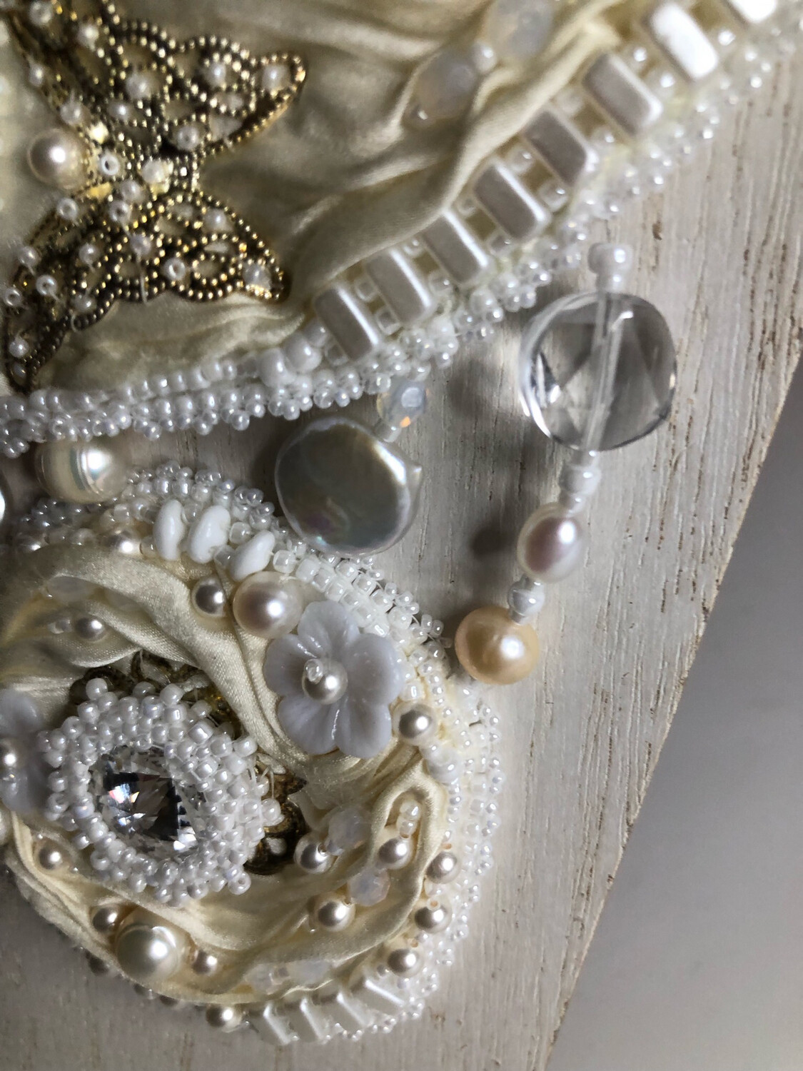 Crystals And Pearls Ivory Shibori Ribbon Necklace