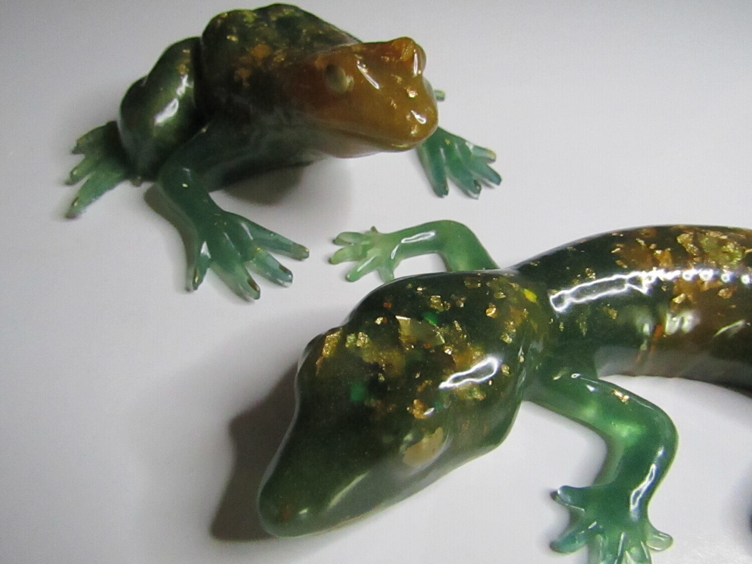 Golden Flake Green Frog and Lizard Resin set