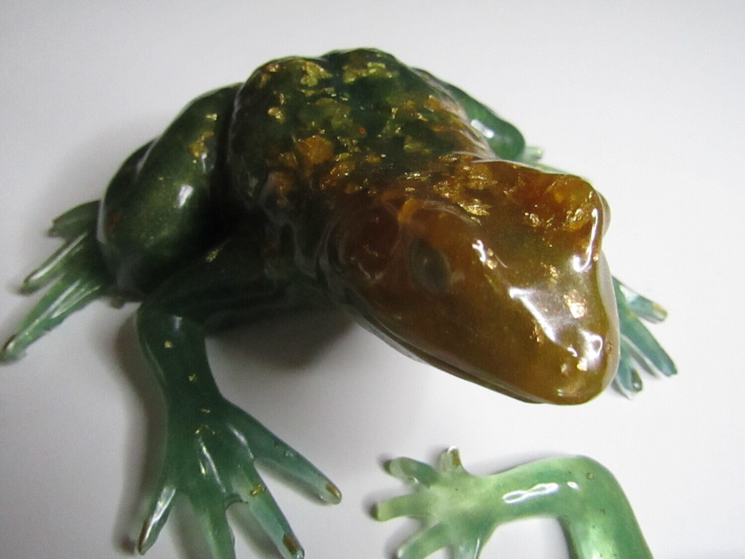Golden Flake Green Frog and Lizard Resin set