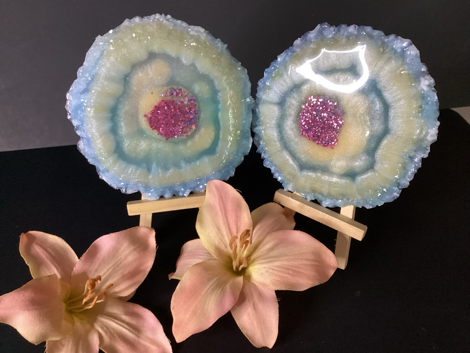 Soft Green Circles With A Soft Of Yellow Coasters