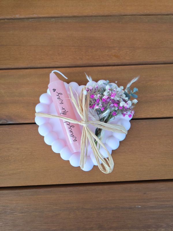 Geschenkset Herzteller + Kerze rosa mit Spruch "wünsch dir was" + Trockenblumensträußchen