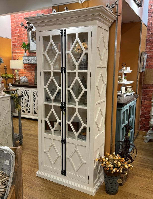 Carthage Cabinet White\white Diamond Door    42x19x86
