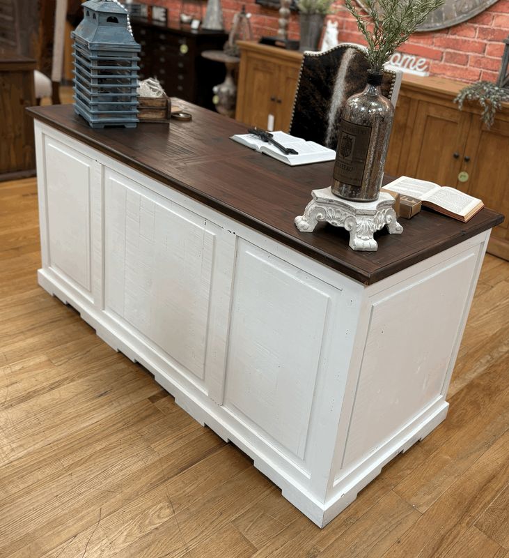 Executive Desk White/Tobacco