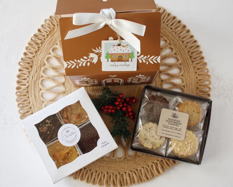 Gingerbread House Gift Box