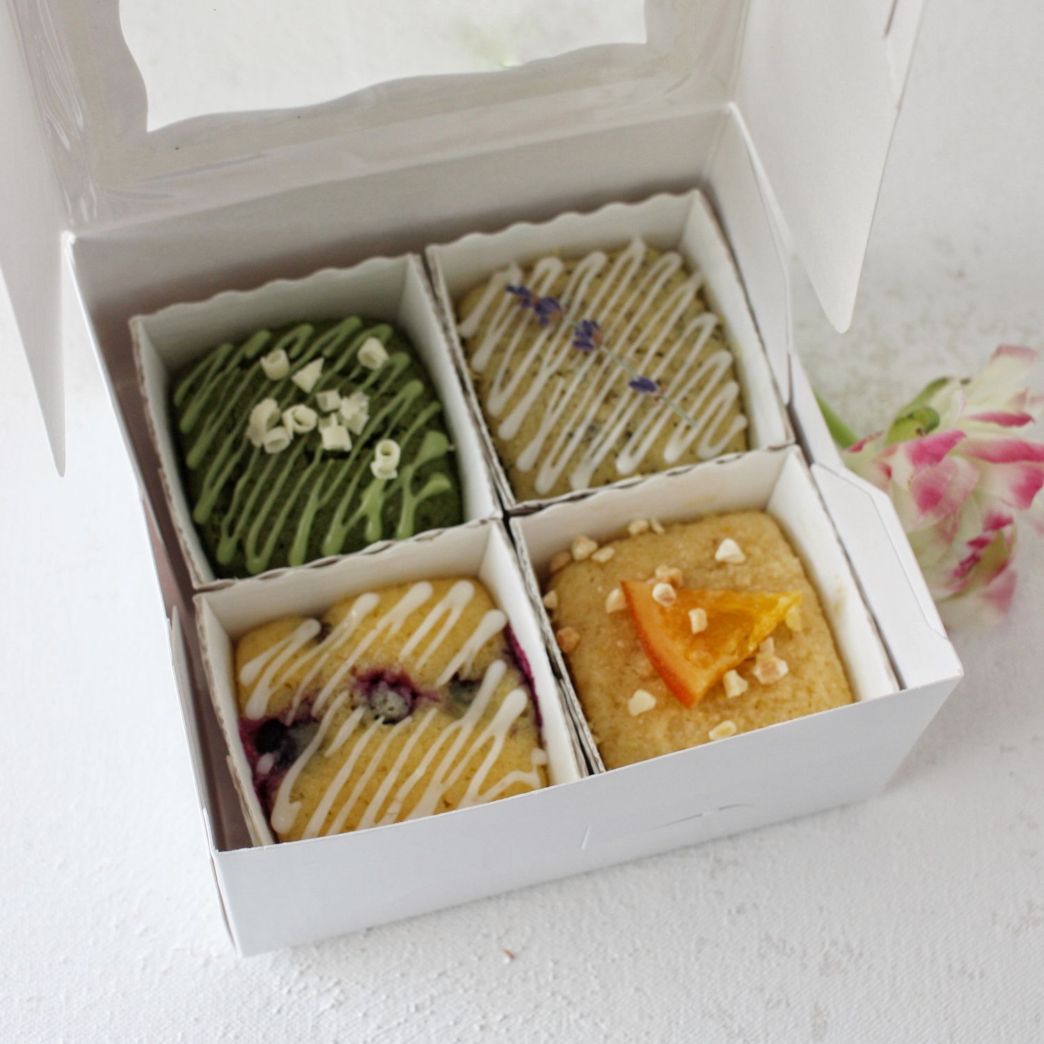 Box of 4 Minis