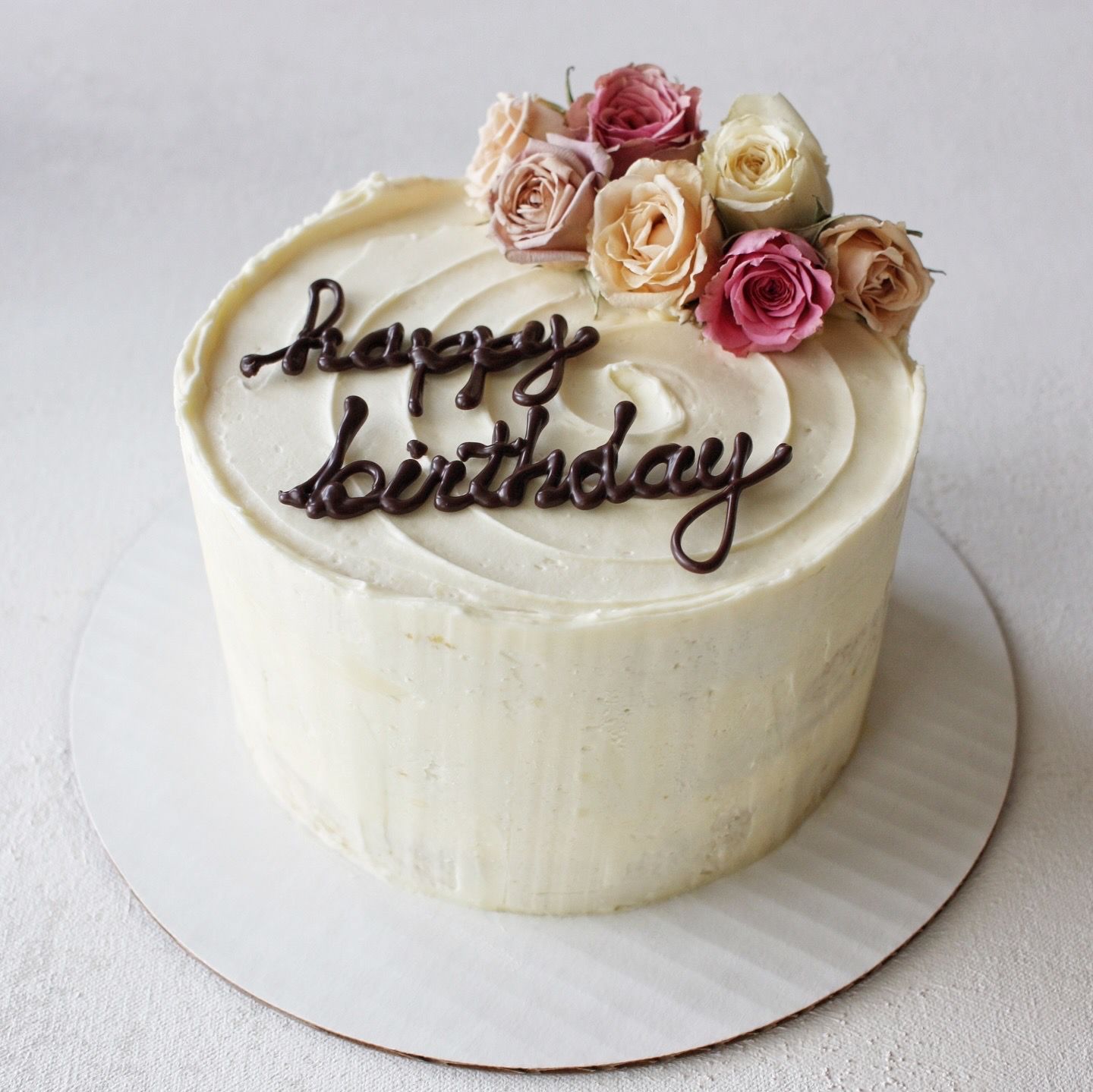 3 layer 6" Round Specialty Cake