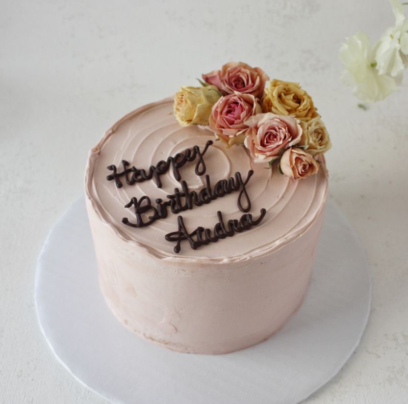 3 layer 7" Round or Heart-shaped Specialty Cake