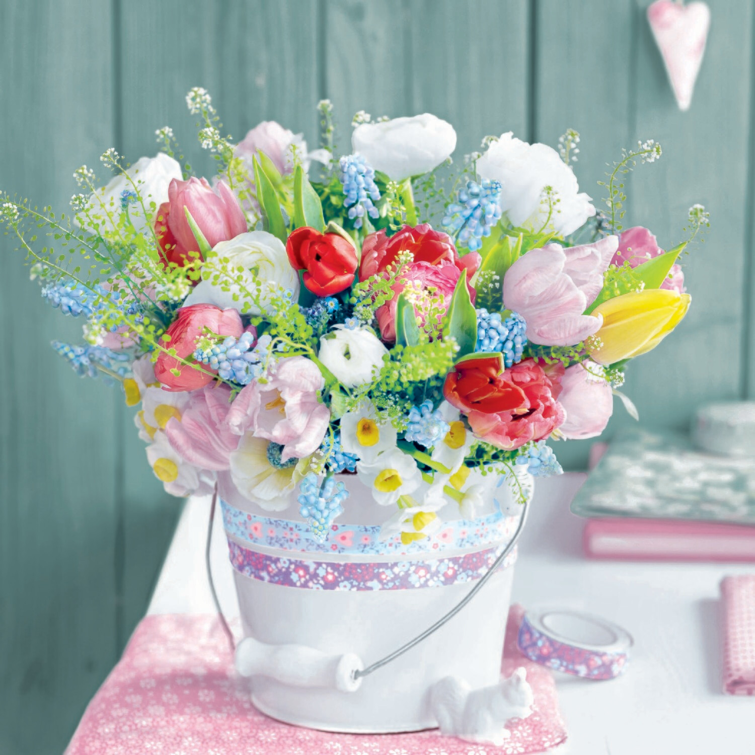 33er Serviette Spring Bouquet