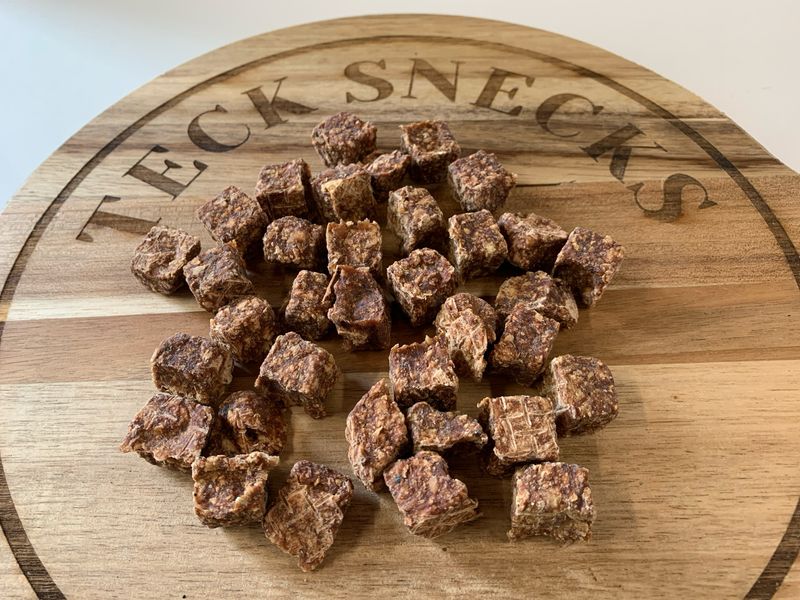 Tonijn vlees cubes 100 gr.