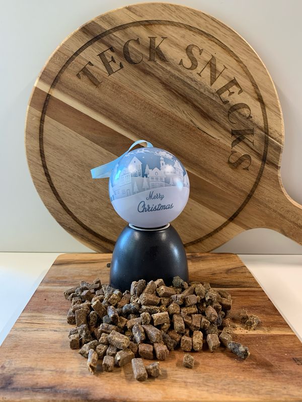 KERST - Blikken kerstbal met mini's KERST - Blikken kerstbal met mini's