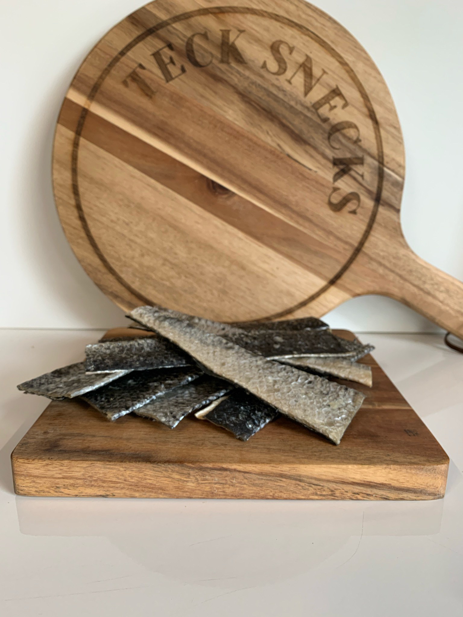 Zalmhuid flatties 75 gr. NIEUW!