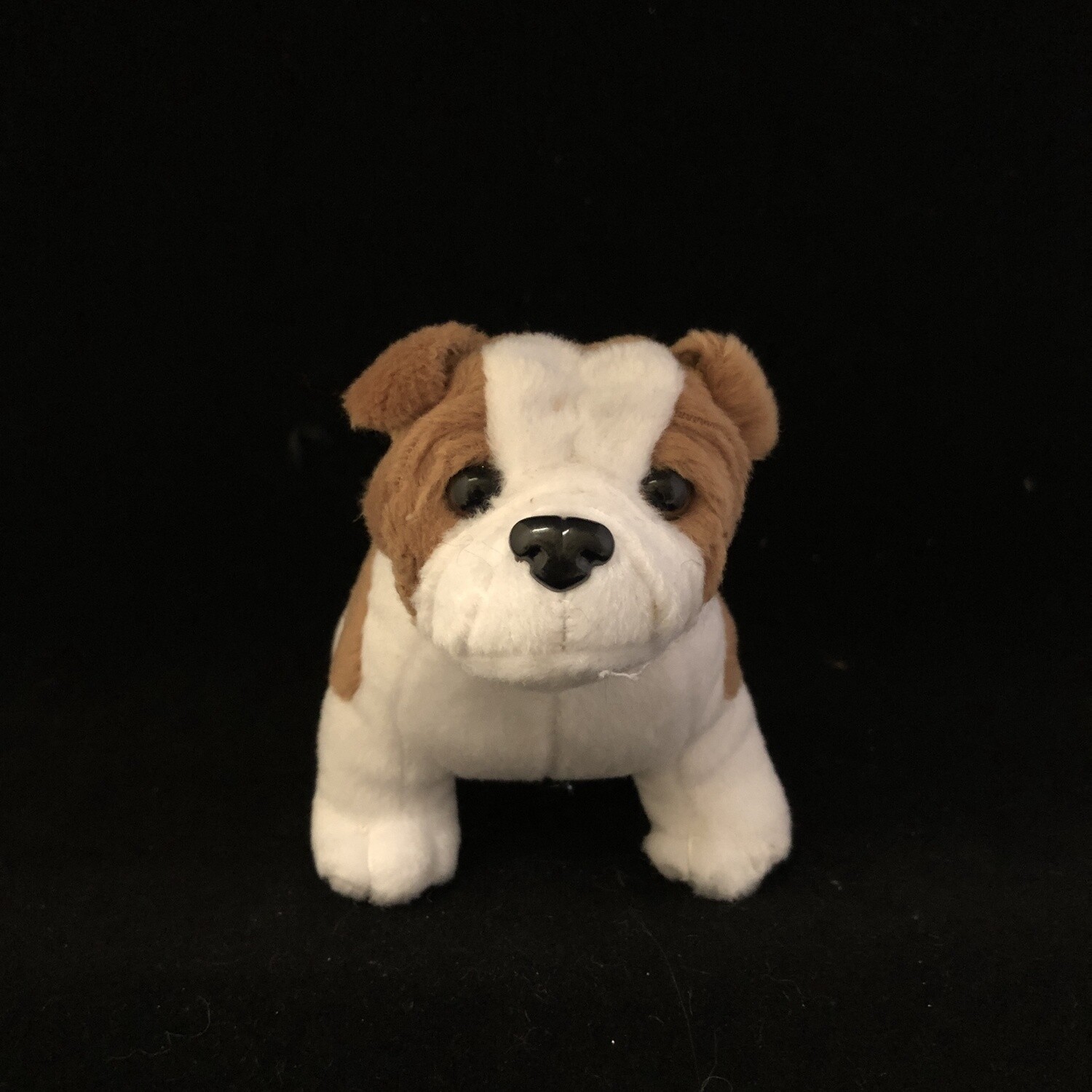 Sitting Bulldog - 5"