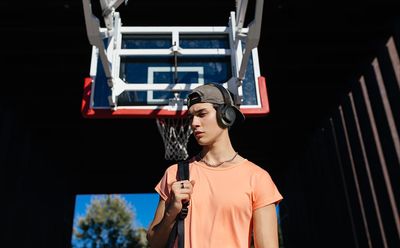 JBL Tune 720BT trådlösa around ear-hörlurar
