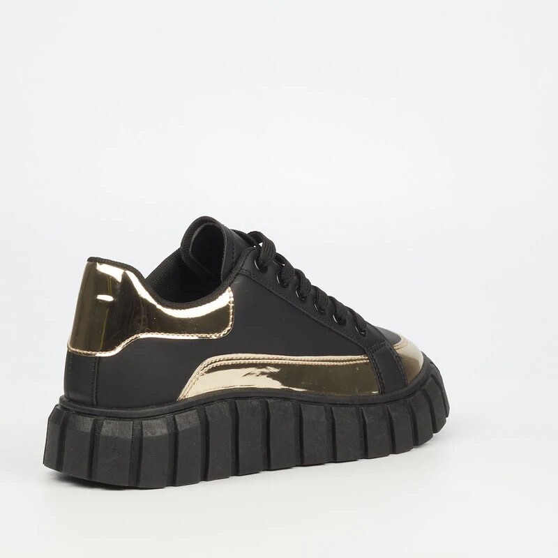 Sleek ladies Sneaker