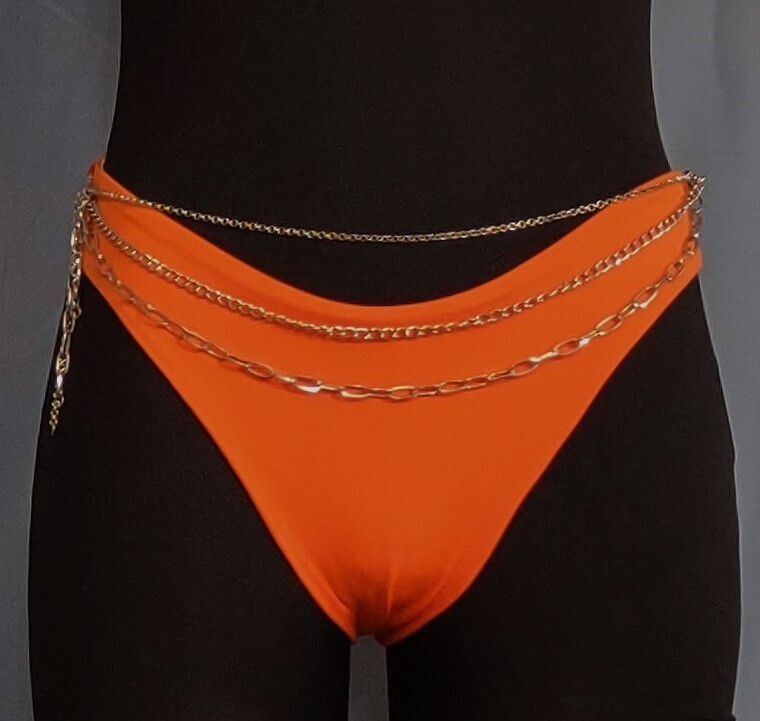 BIKINI BOTTOM